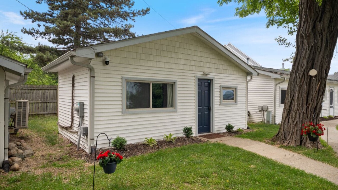 Photo of Outdoor in Whitmore Lake