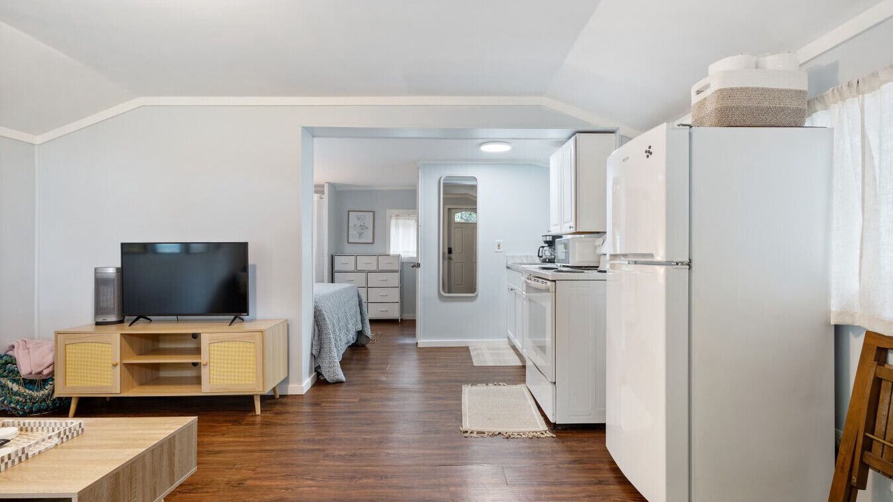 Photo of Bedroom in Whitmore Lake