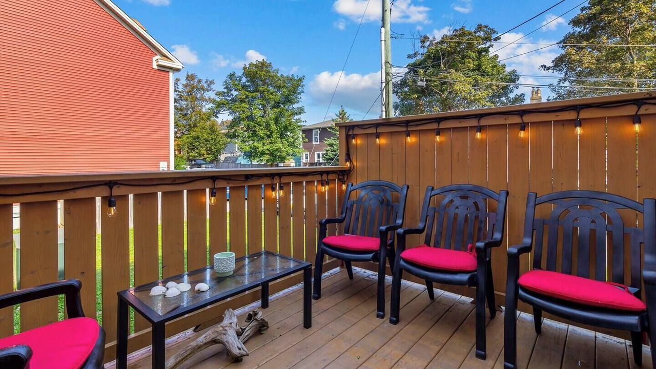 Photo of Patio Balcony in Terra Nova