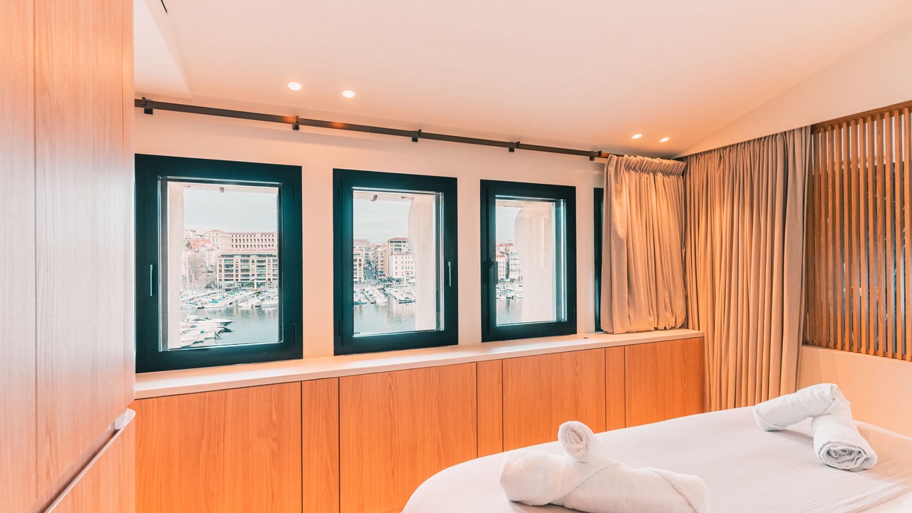 Photo of Bedroom in Opera