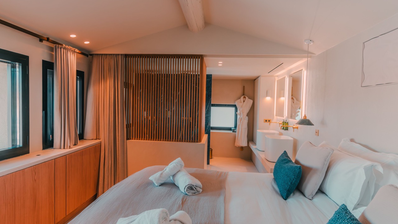 Photo of Bedroom in Opera