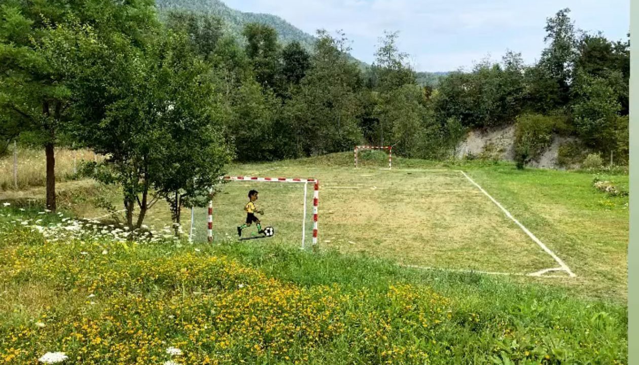 Photo of Others in Gresu