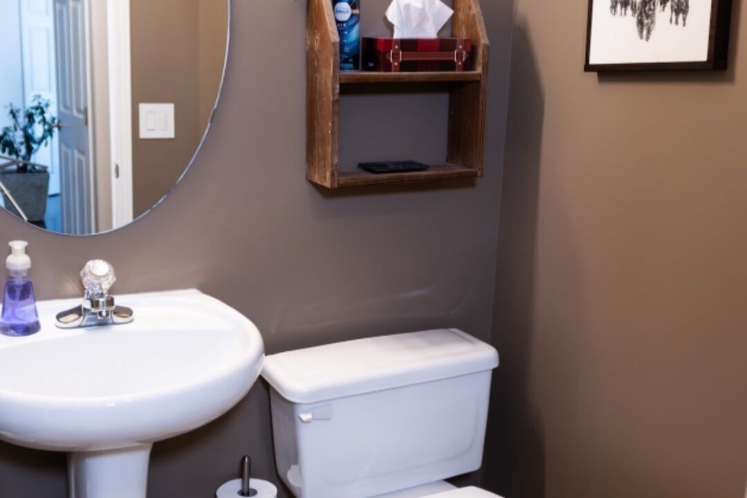 Photo of Bathroom in Arbour Lake