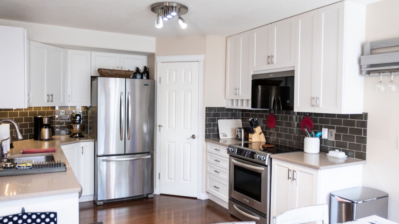 Photo of Kitchen in Arbour Lake