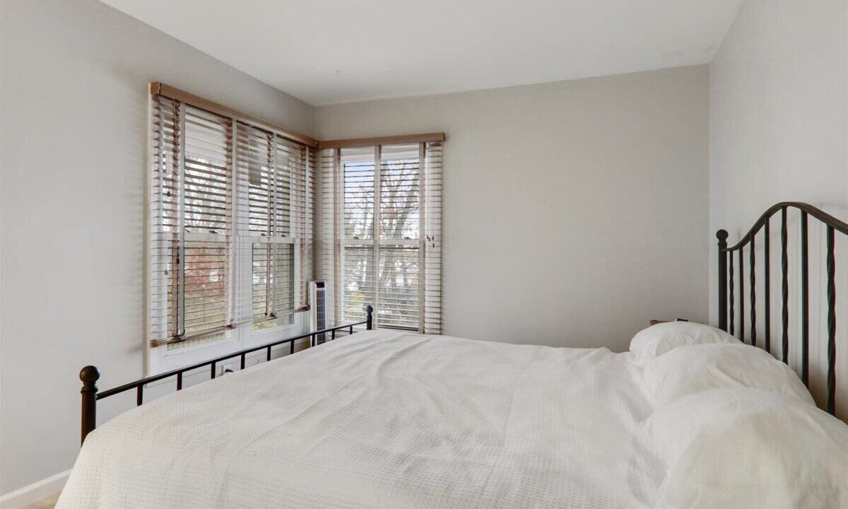 Photo of Bedroom in Graymont