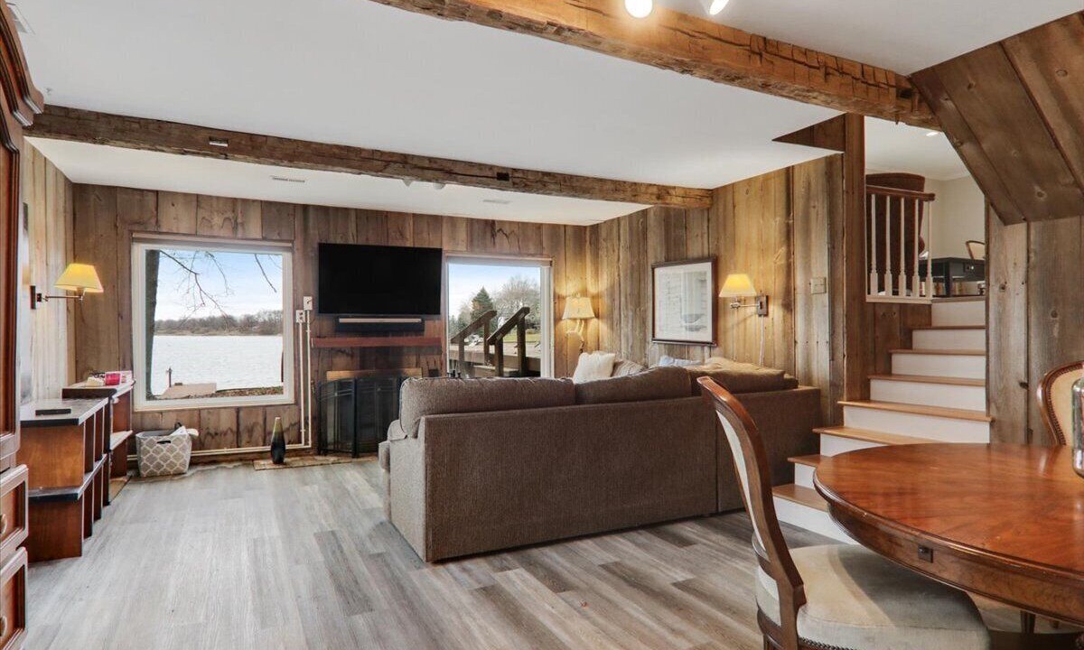 Photo of Livingroom in Graymont
