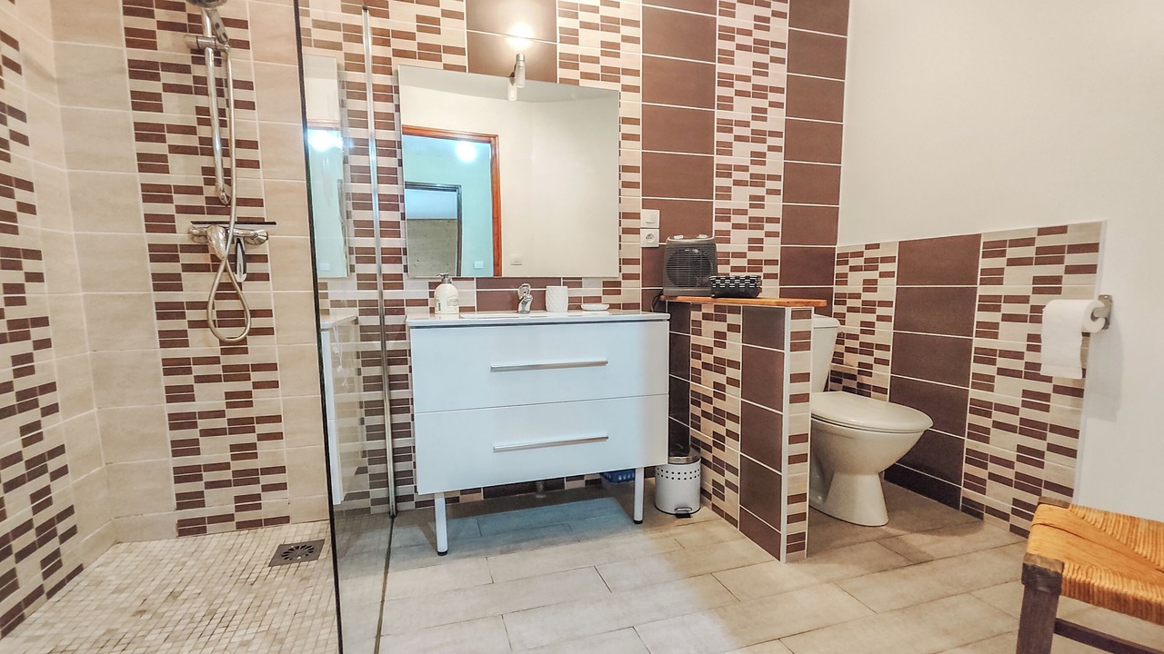 Photo of Bathroom in La Chapelle sur Vire