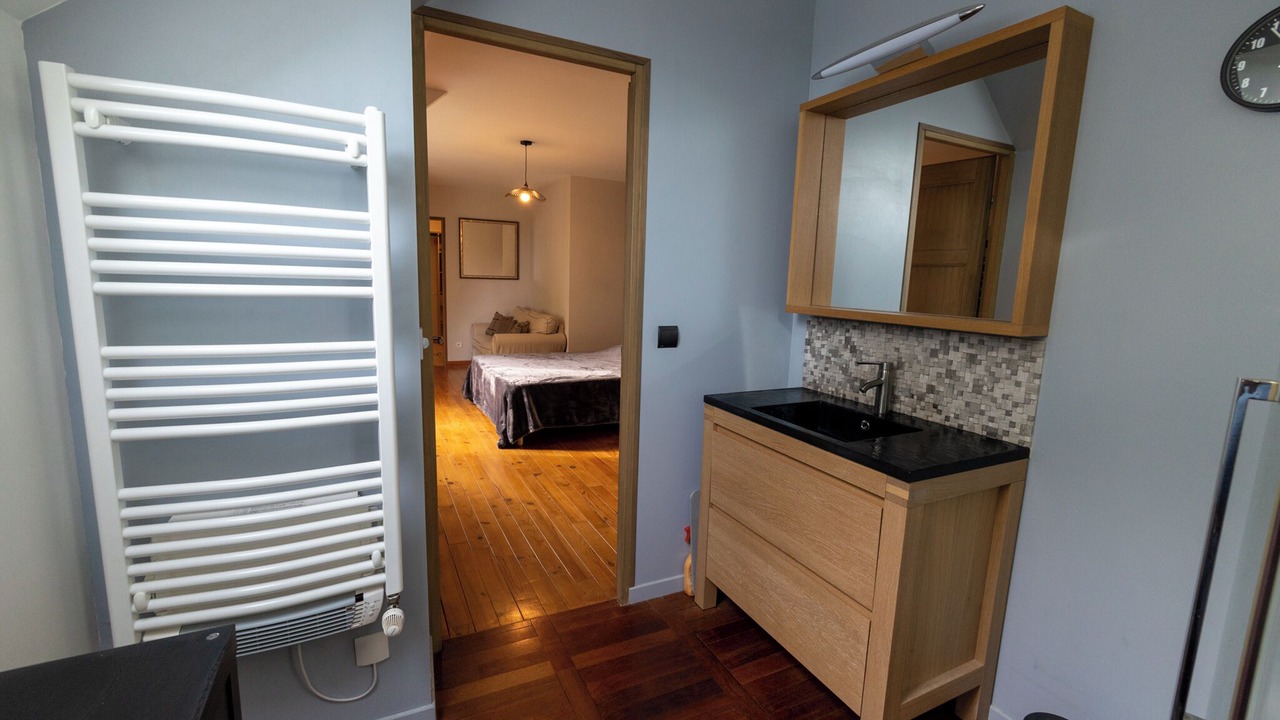 Photo of Bedroom in Mosles