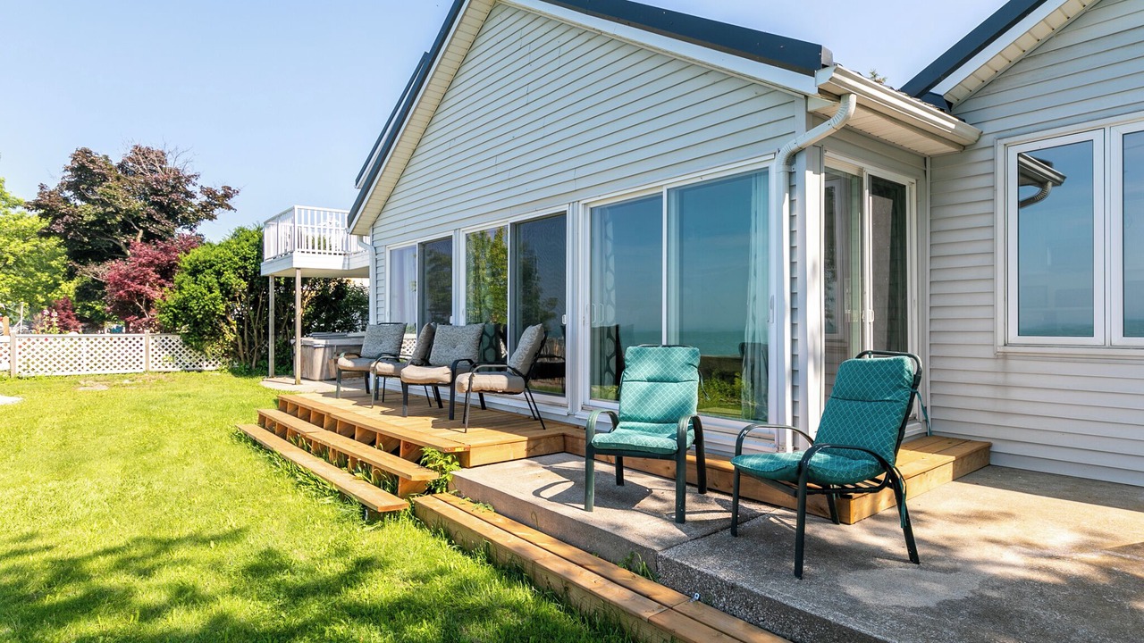 Photo of Patio Balcony in Amherstburg