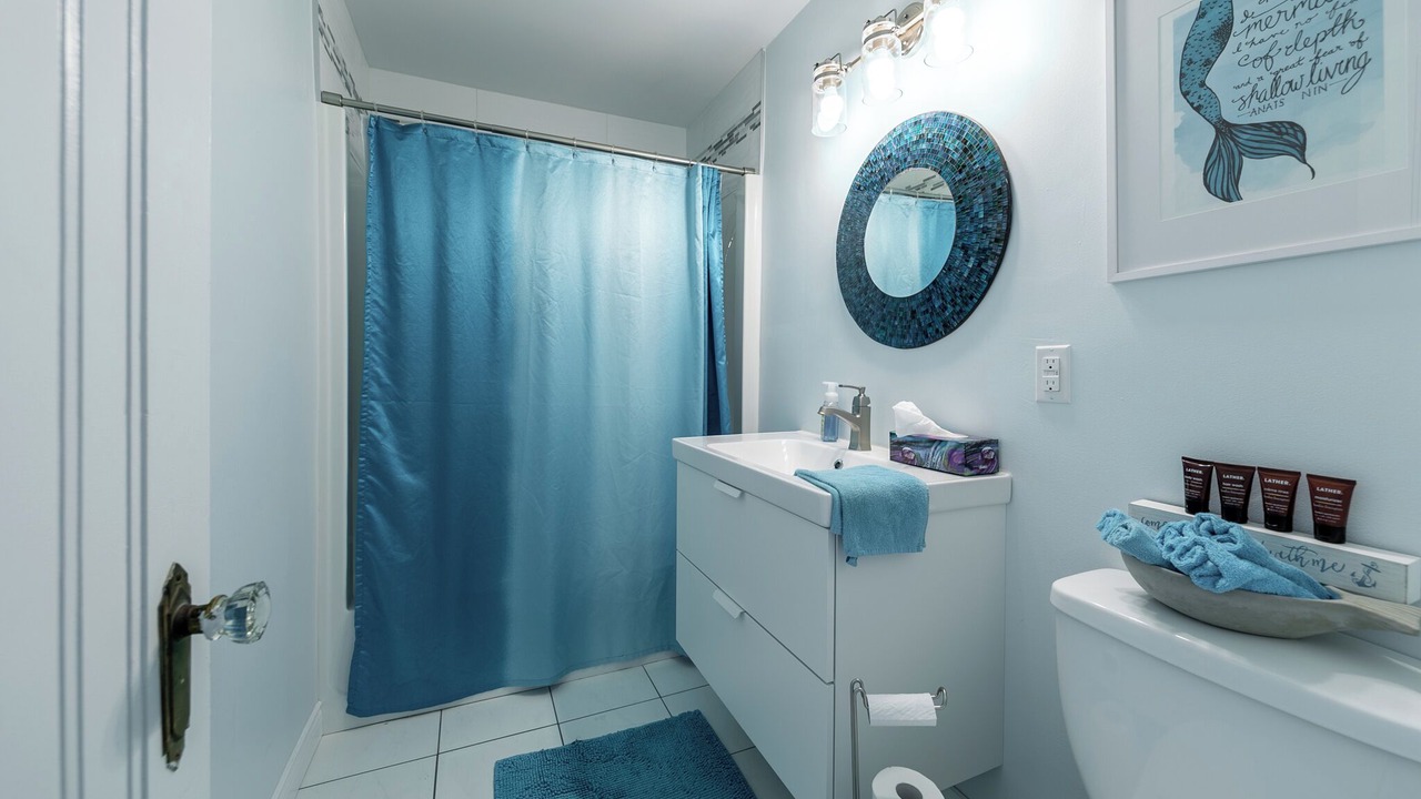 Photo of Bathroom in Amherstburg