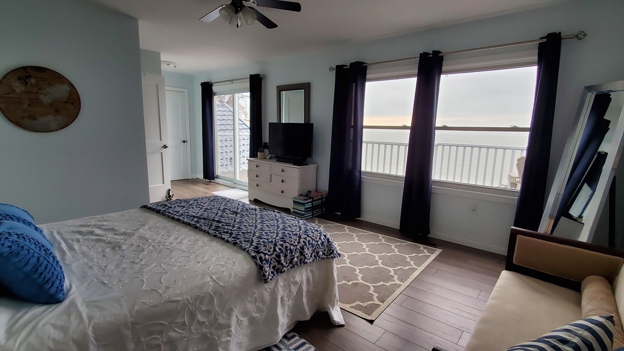Photo of Bedroom in Amherstburg