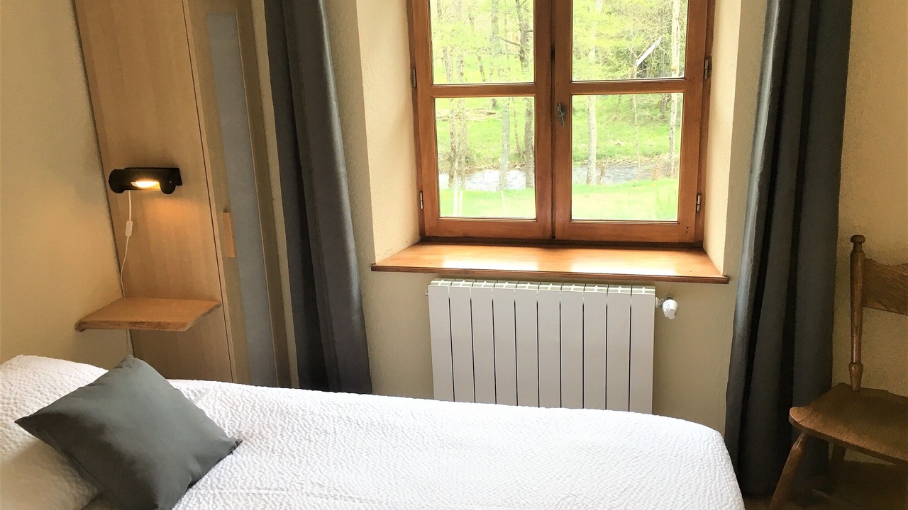 Photo of Bedroom in Lafarre