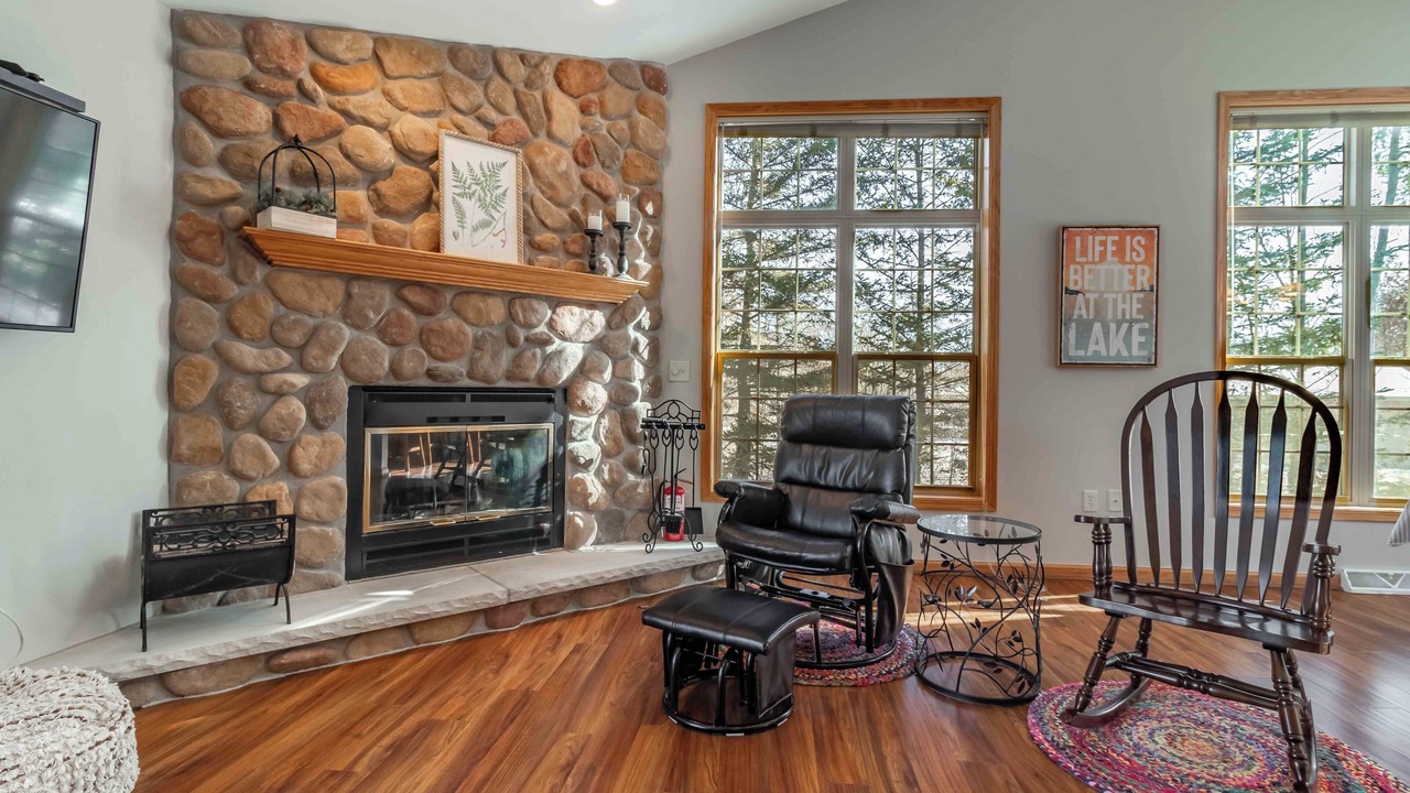 Photo of Livingroom in Nekoosa