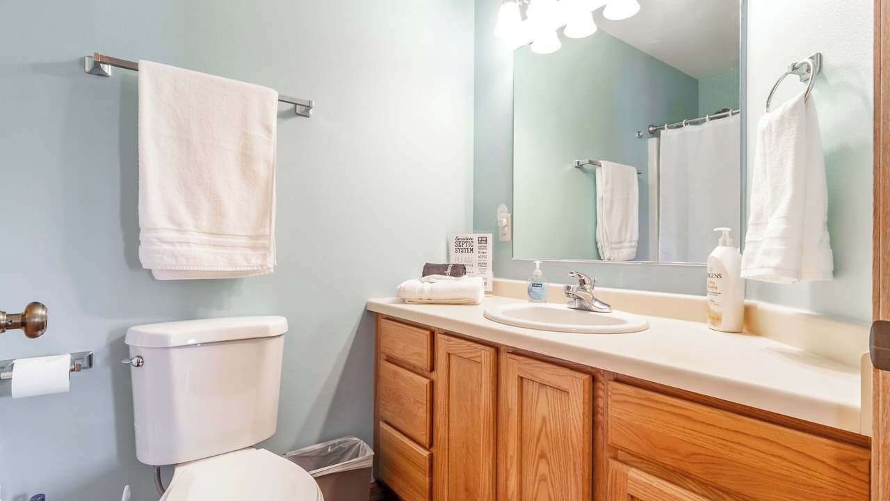 Photo of Bathroom in Nekoosa