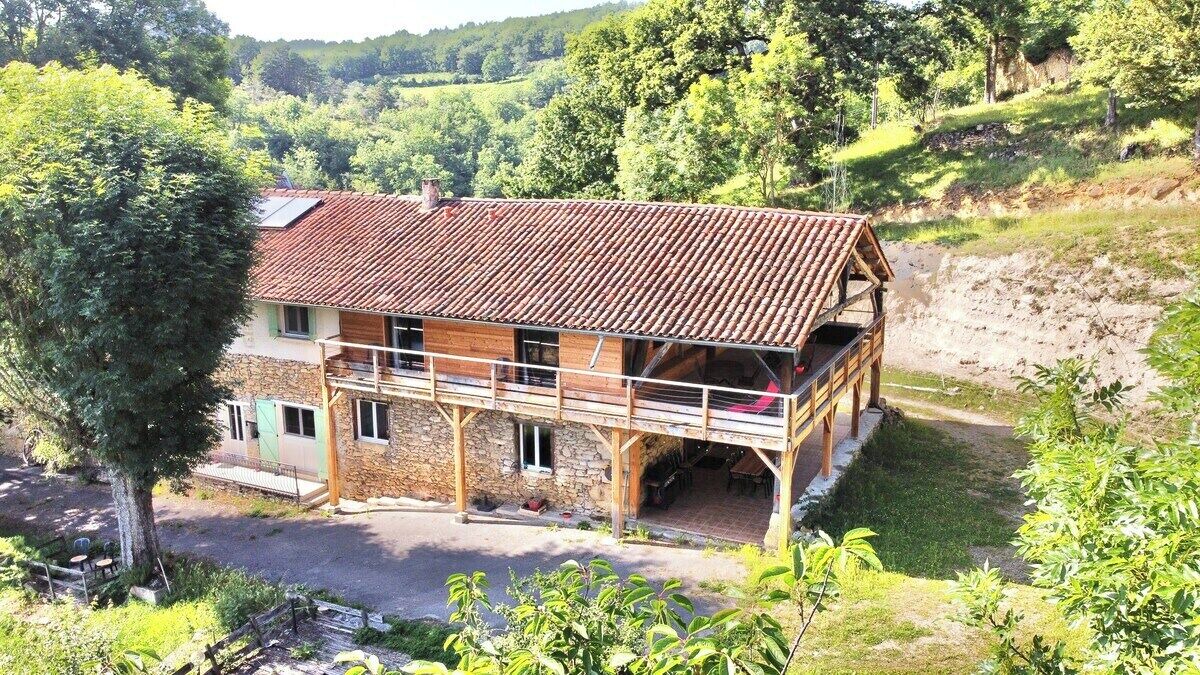 Photo of Outdoor in Camarade