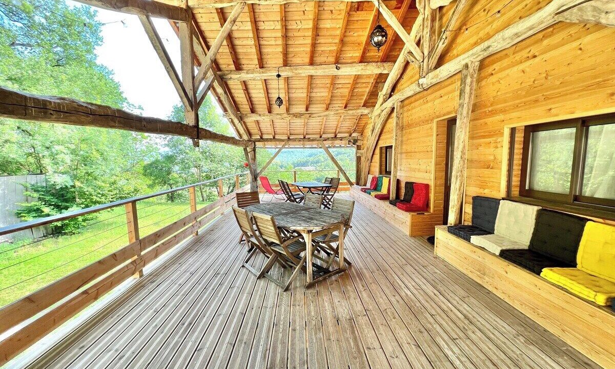 Photo of Outdoor in Camarade