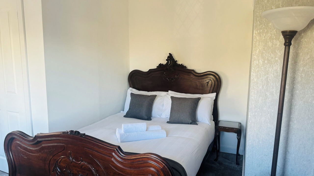Photo of Bedroom in Southampton City Centre