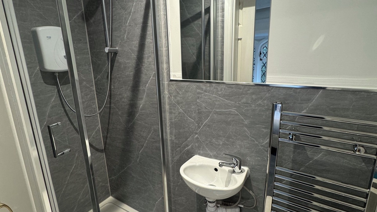 Photo of Bathroom in Southampton City Centre
