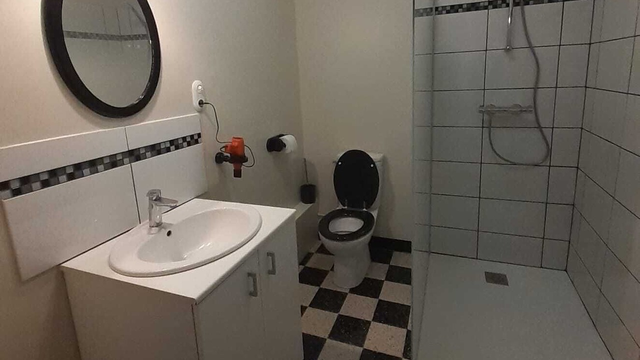 Photo of Bathroom in Treigny