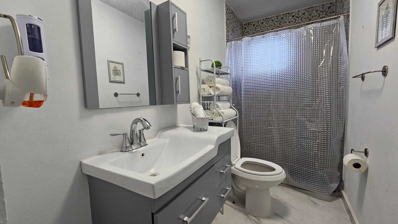 Photo of Bathroom in Gobernador Pinero