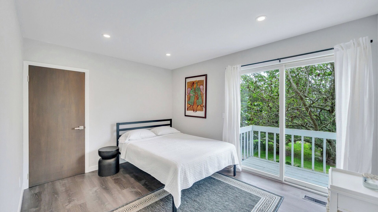 Photo of Bedroom in Southold