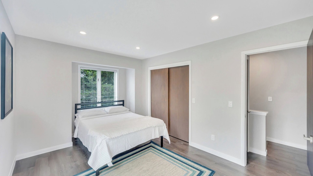 Photo of Bedroom in Southold