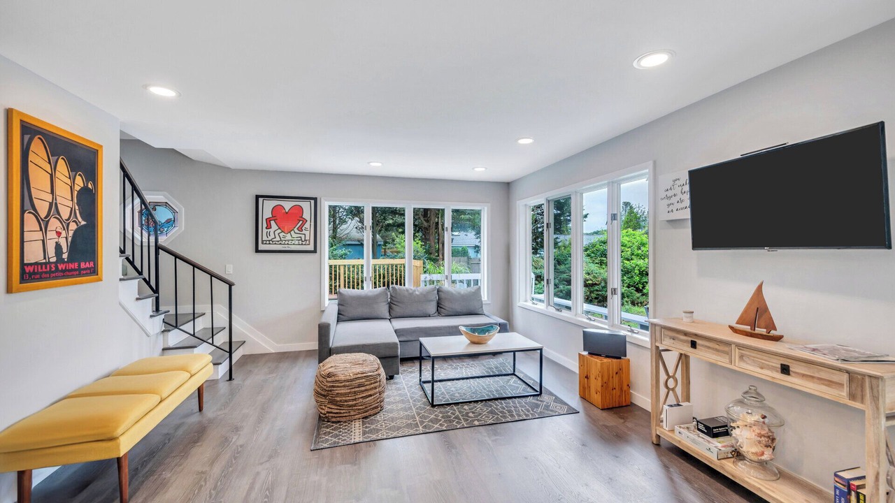 Photo of Livingroom in Southold