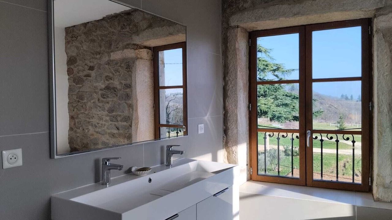 Photo of Bathroom in Chaponost