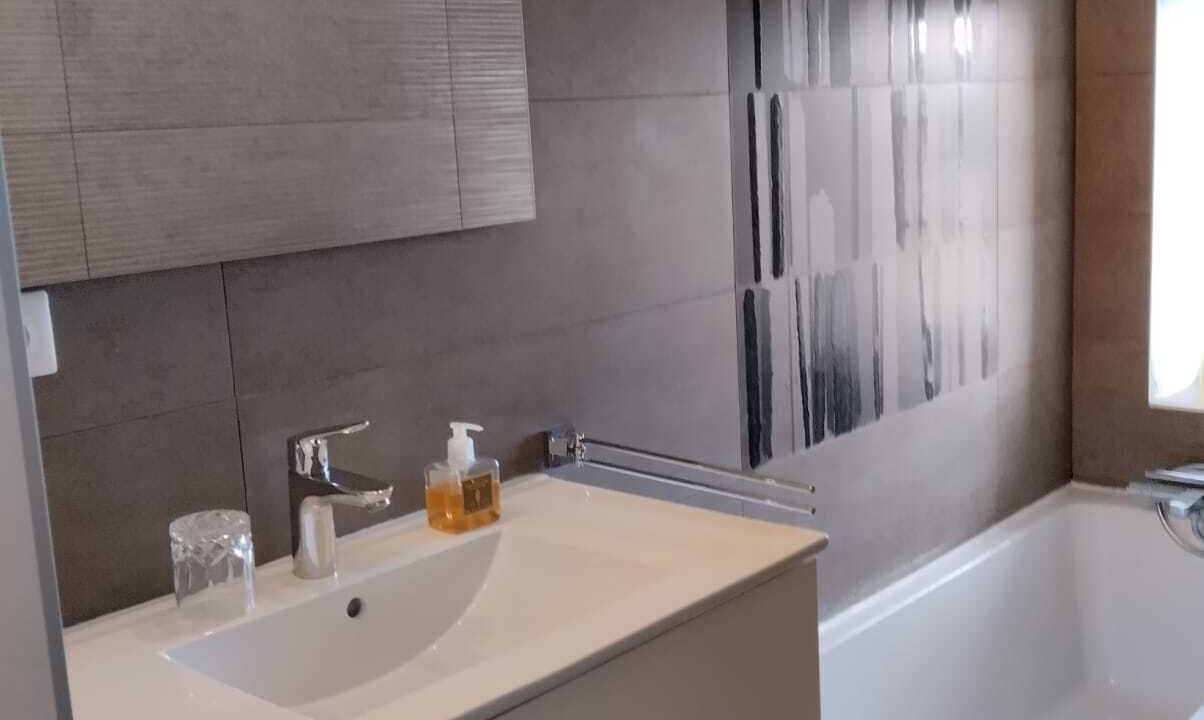 Photo of Bathroom in Chaponost