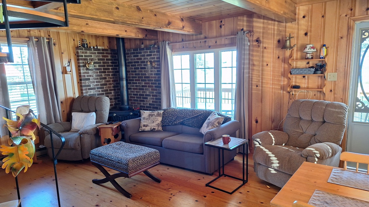 Photo of Livingroom in Black Rock