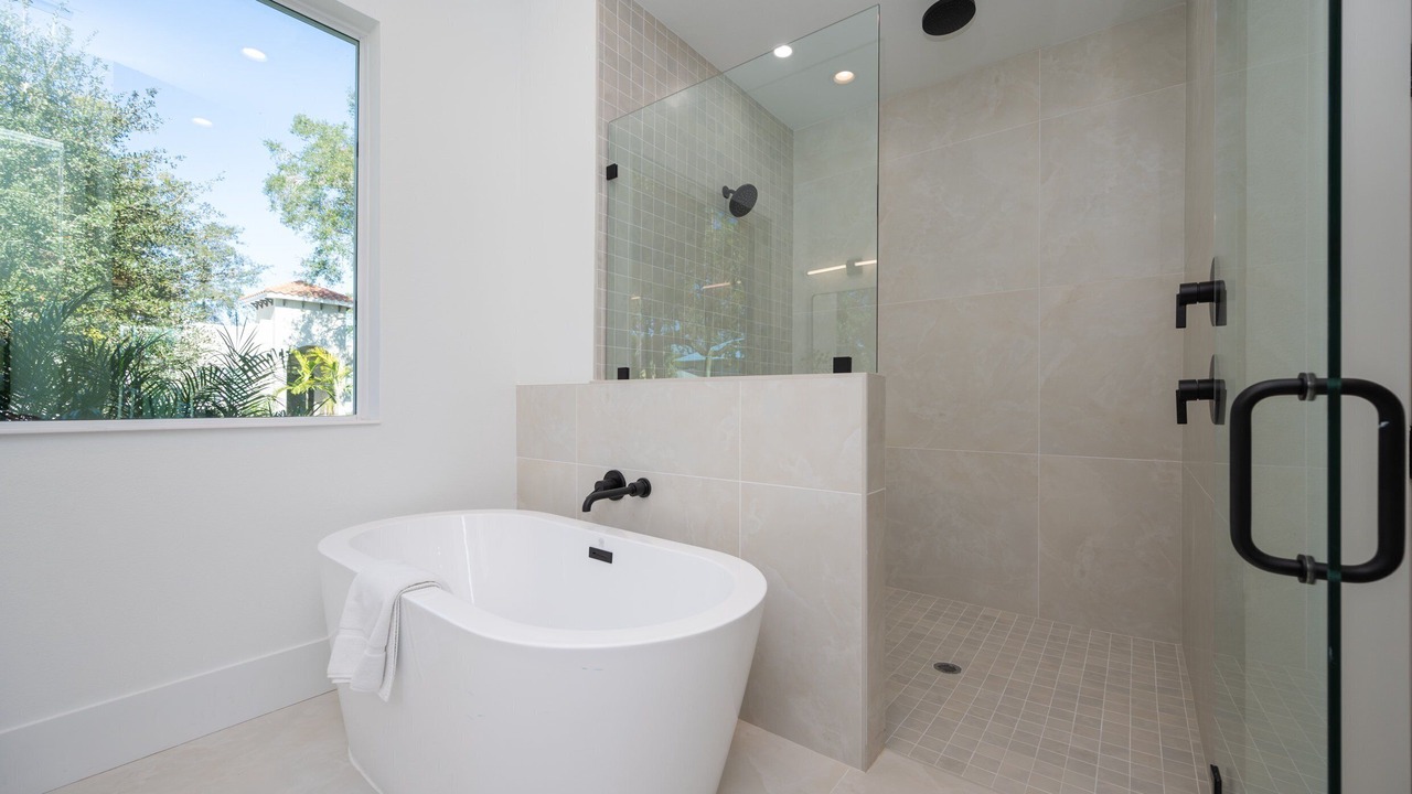 Photo of Bathroom in Arlington Park
