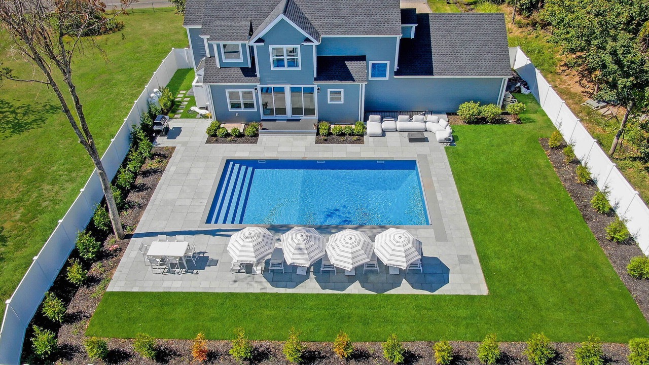 Photo of Outdoor in Greenport West