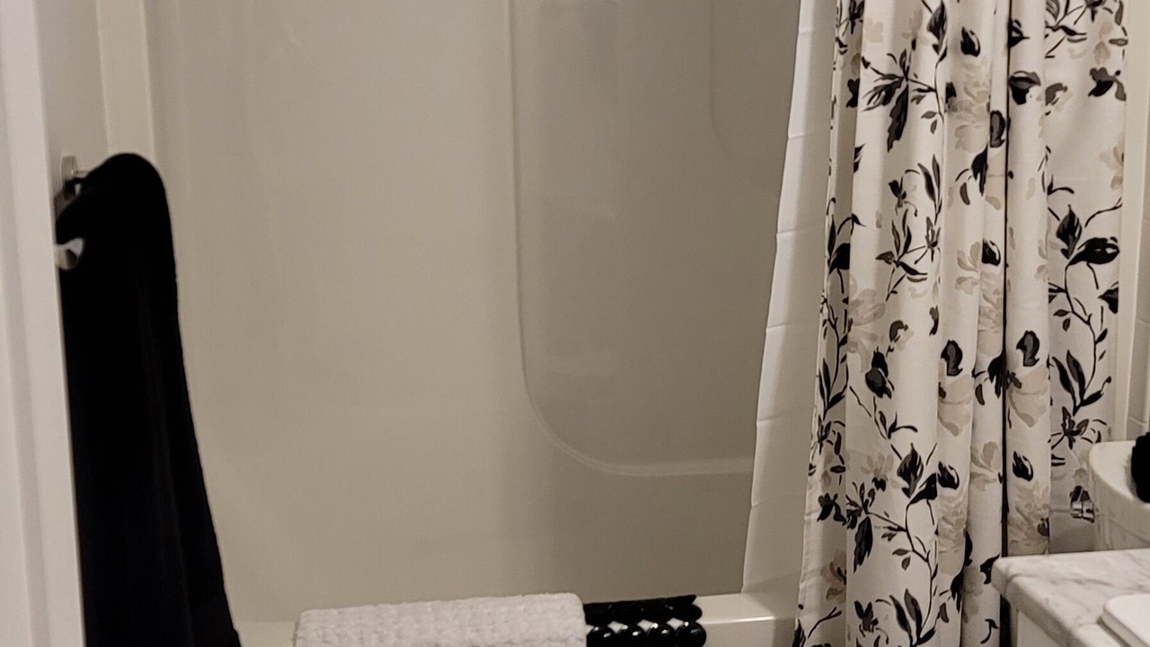 Photo of Bathroom in Courtenay