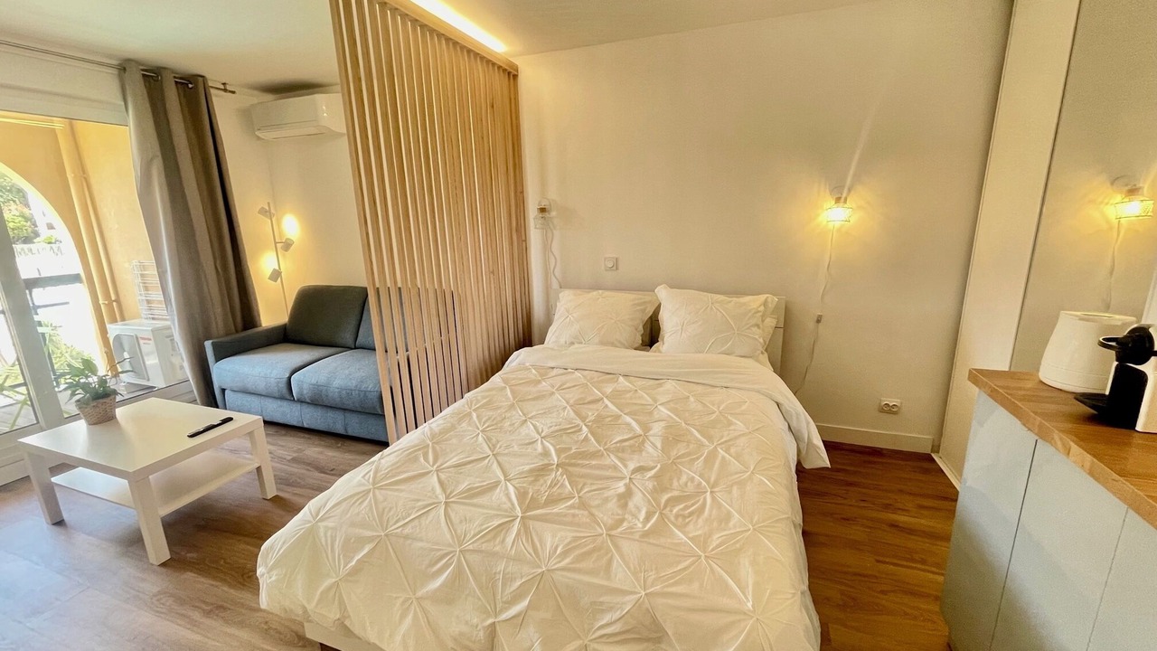 Photo of Bedroom in Roquebrune-Cap-Martin
