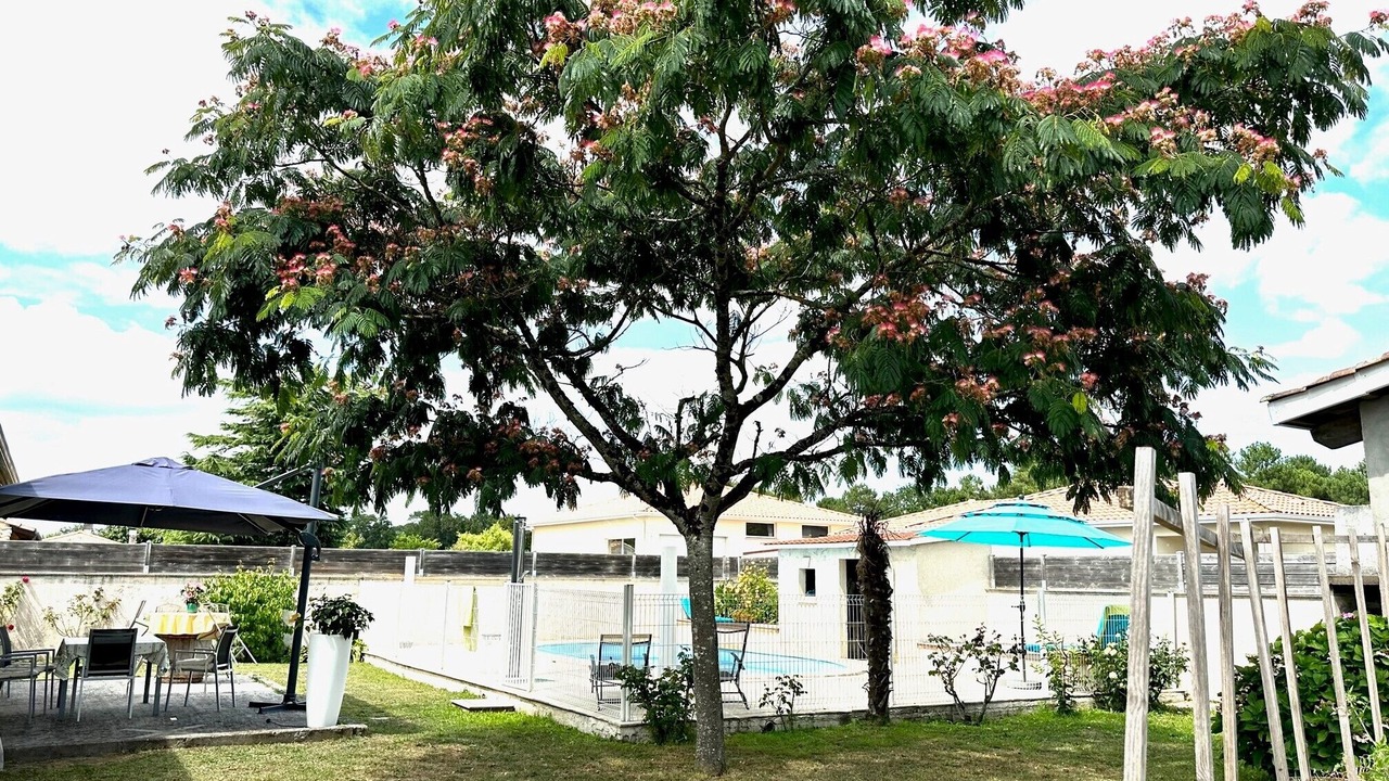 Photo of Outdoor in Soussans