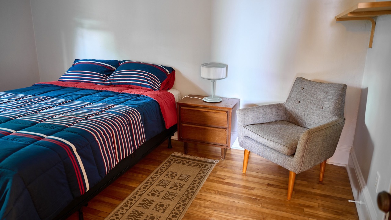 Photo of Bedroom in Civic Hospital - Experimental Farm - Central Park