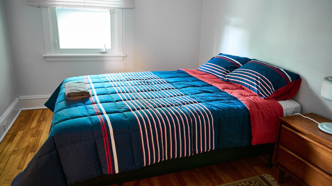 Photo of Bedroom in Civic Hospital - Experimental Farm - Central Park