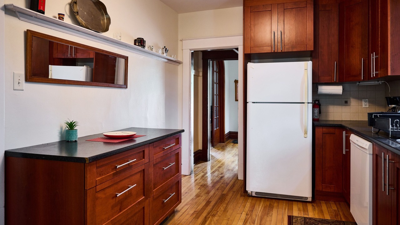 Photo of Kitchen in Civic Hospital - Experimental Farm - Central Park
