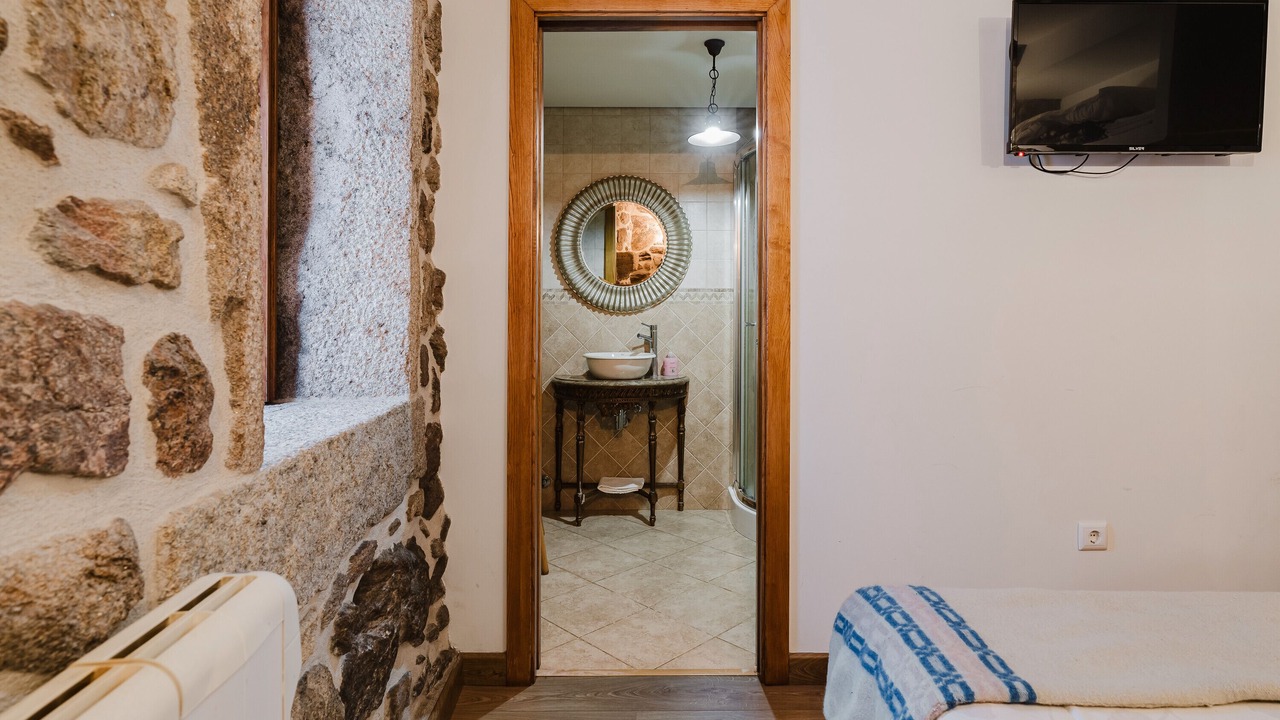 Photo of Bedroom in Montalegre