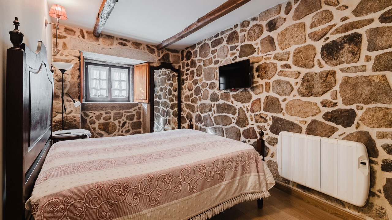 Photo of Bedroom in Pitoes das Junias