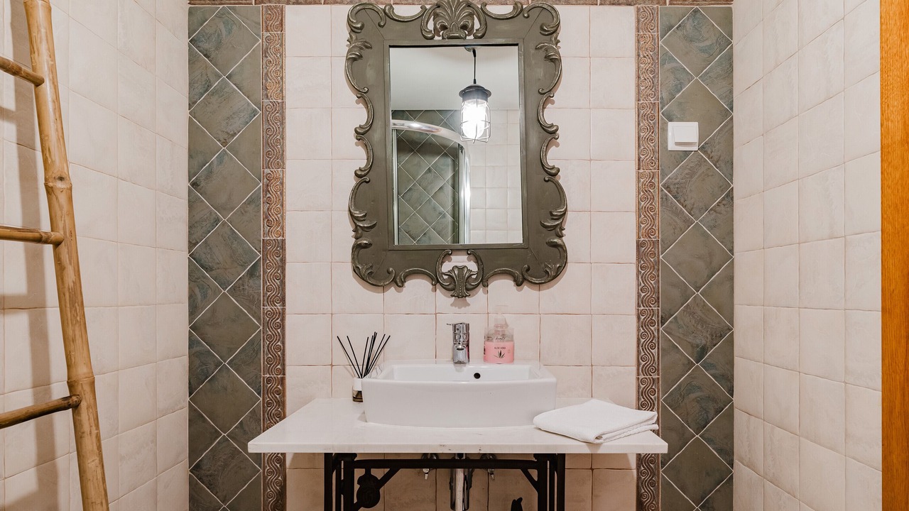 Photo of Bathroom in Pitoes das Junias