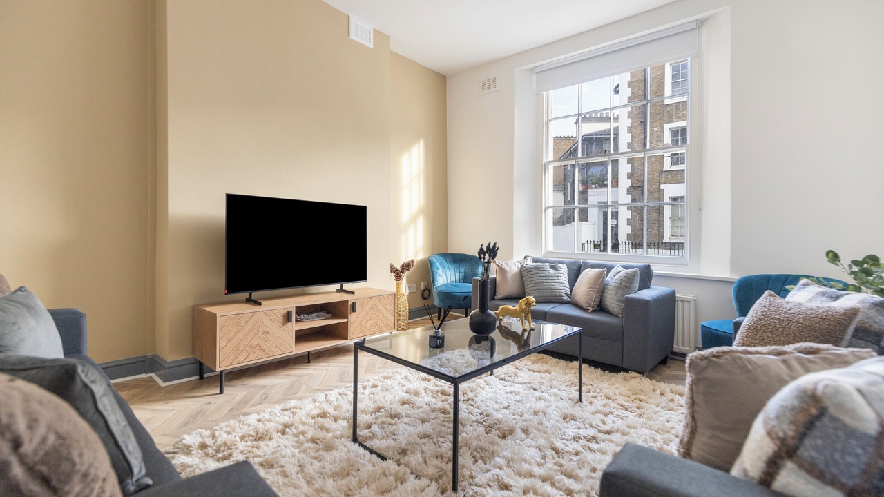Photo of Livingroom in Camden Town with Primrose Hill