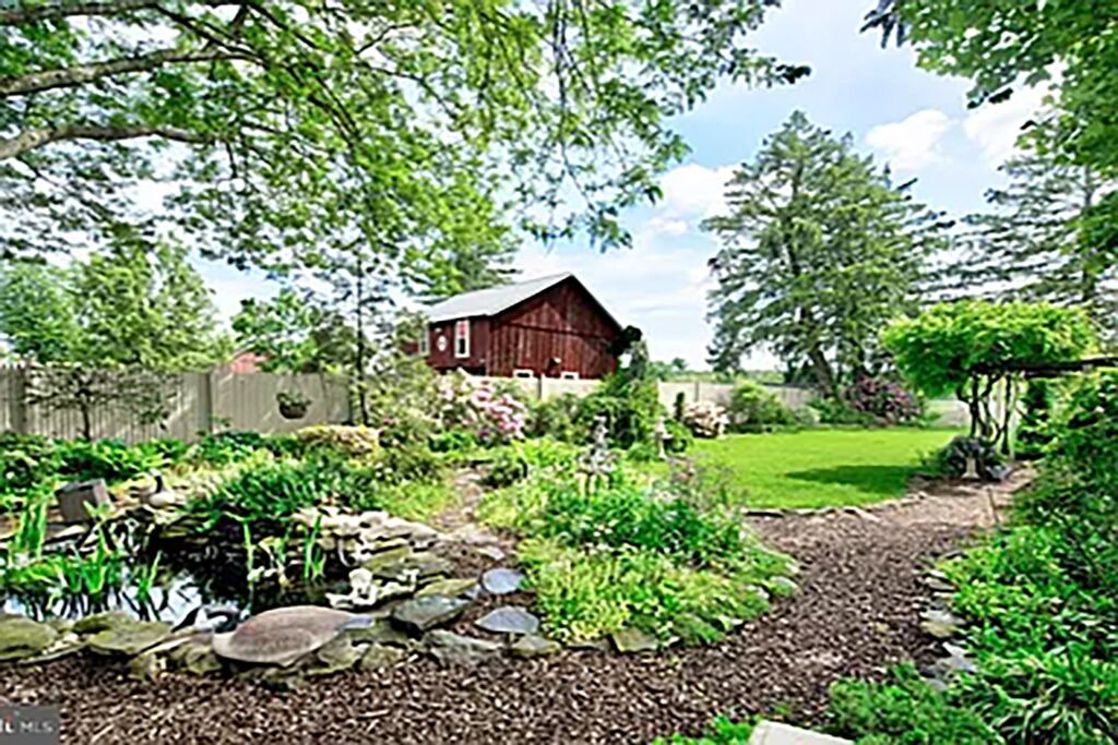 Photo of Outdoor in Trumbauersville
