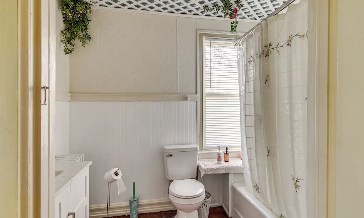 Photo of Bathroom in Trumbauersville