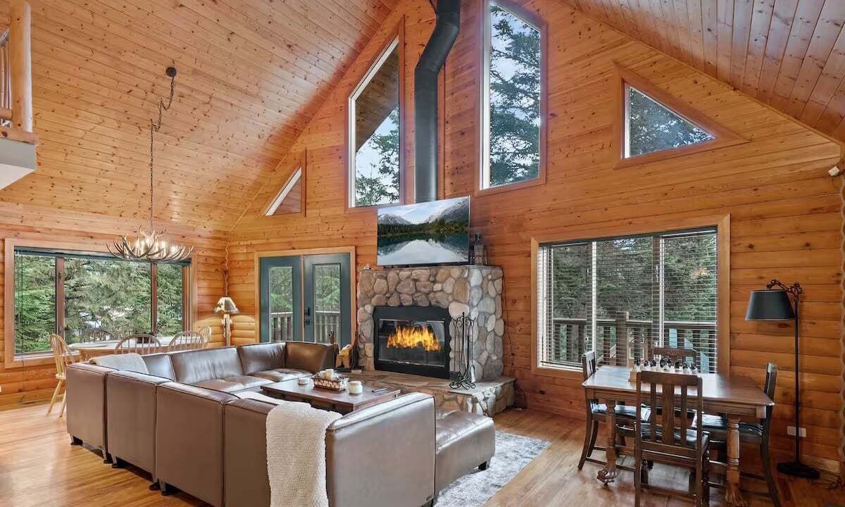 Photo of Livingroom in Hyak
