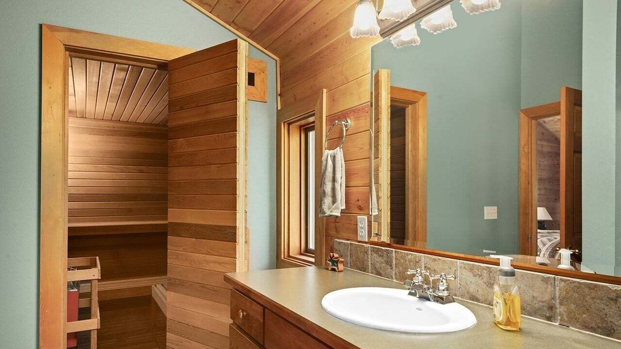 Photo of Bathroom in Hyak