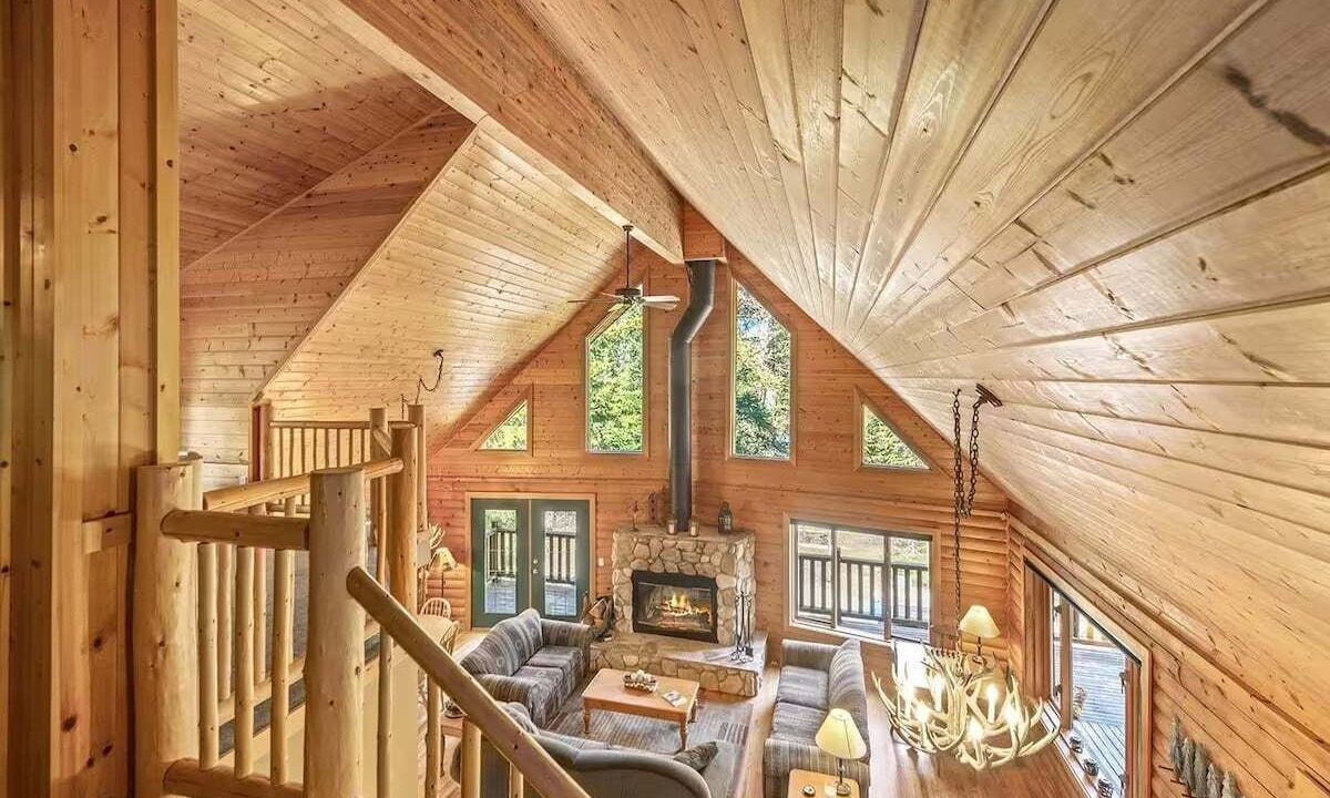 Photo of Livingroom in Hyak