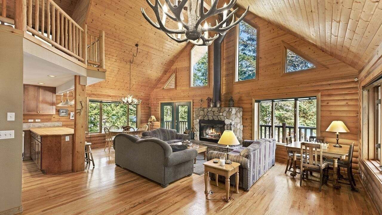 Photo of Livingroom in Hyak
