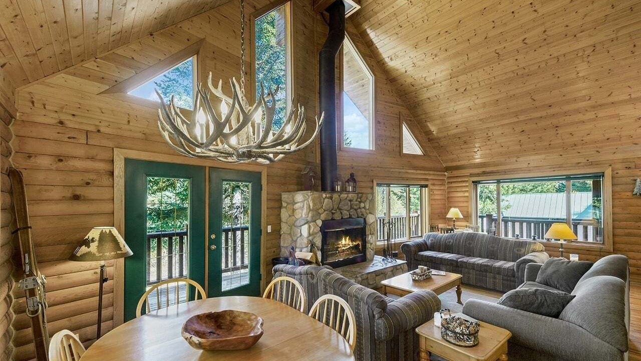 Photo of Livingroom in Hyak