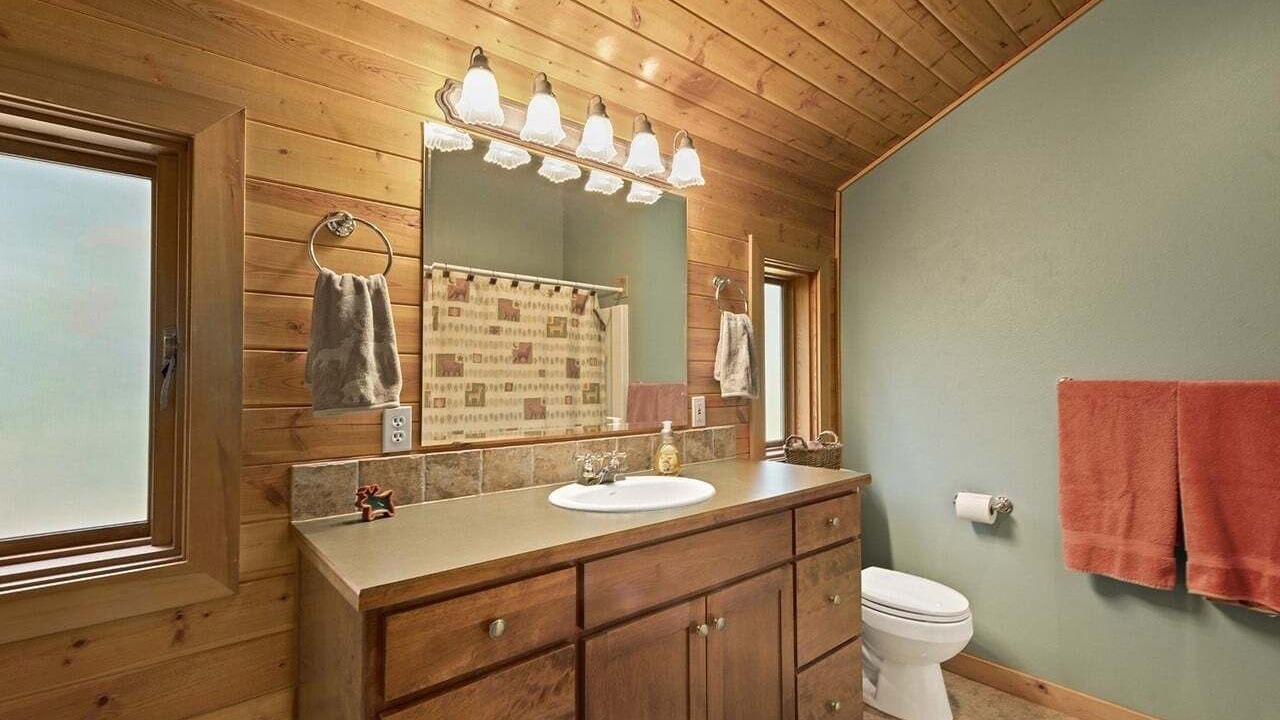 Photo of Bathroom in Hyak